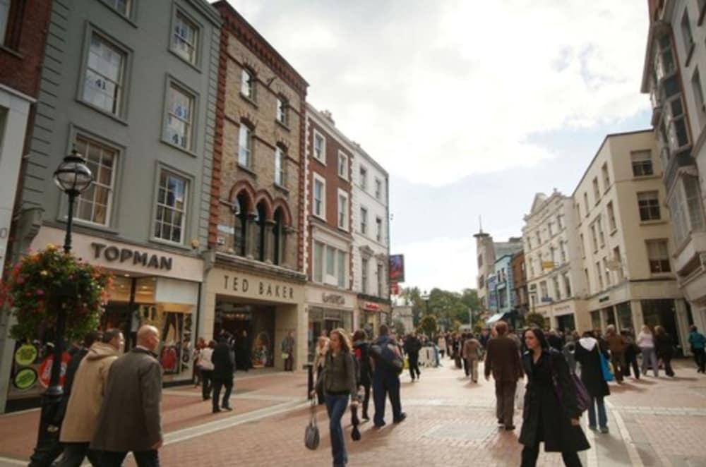 Camden Court Hotel Dublin Kültér fotó